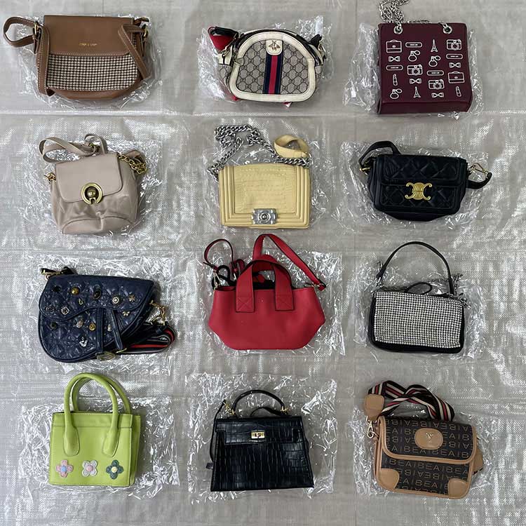 Boutique Bag တွေသုံးတယ်။